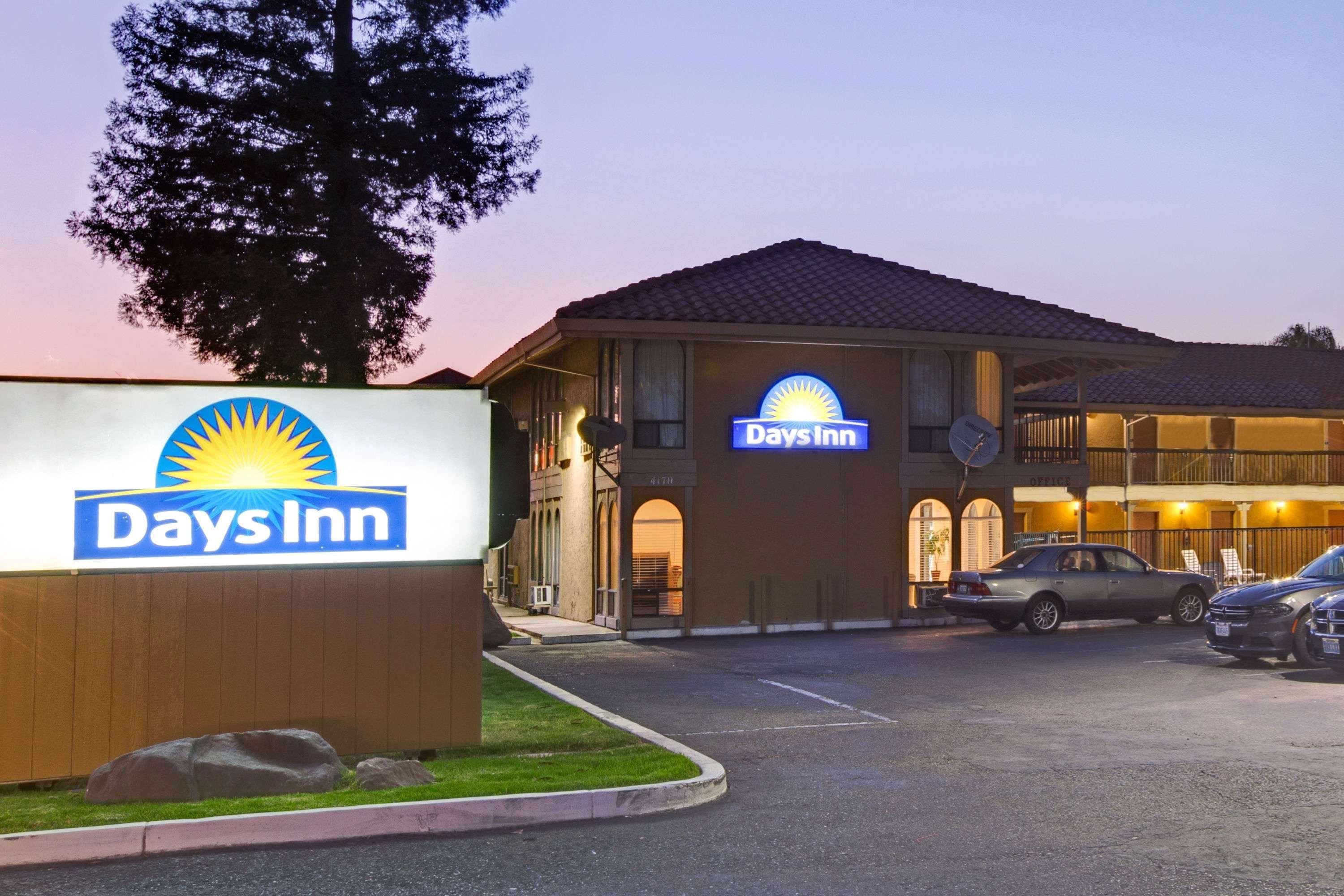 Days Inn By Wyndham San Jose Convention Center São José Exterior foto